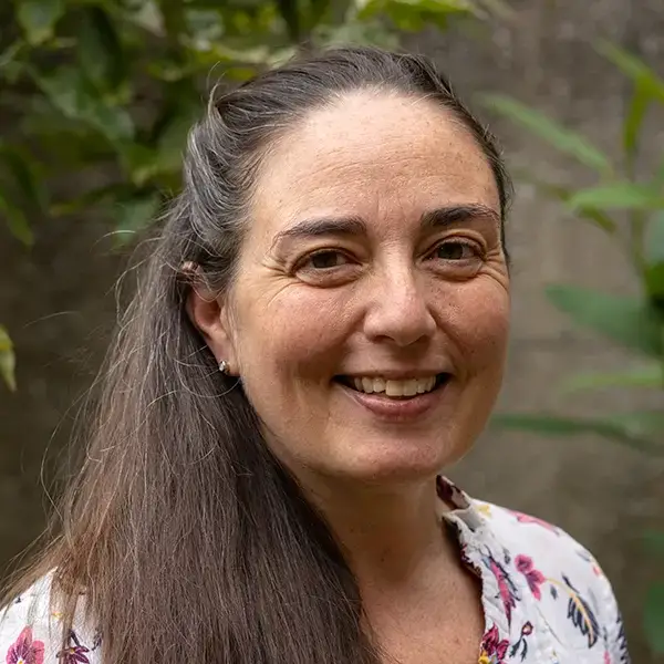 headshot photo of Elizabeth Derryberry