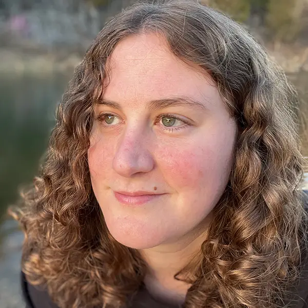 headshot photo of Jessie Tanner