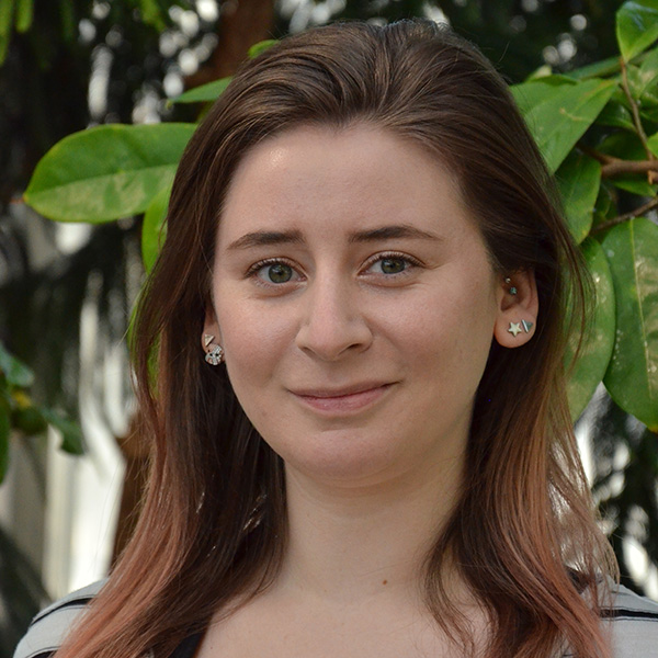 headshot photo of Olivia Harris